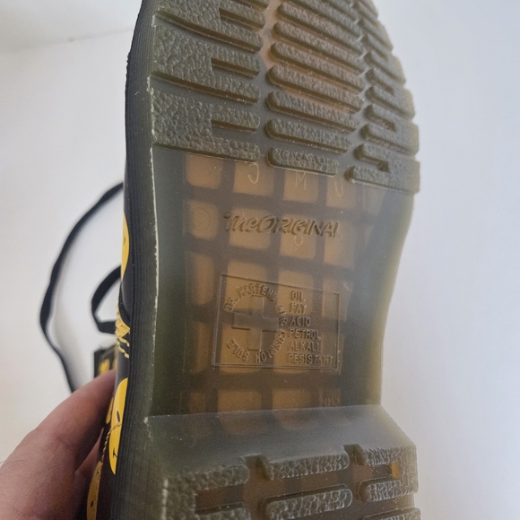 Dr Doc Martens Adult Unisex Smiley 1460 Combat Leather Boots 9M Men/ 10 Women - Picture 10 of 15